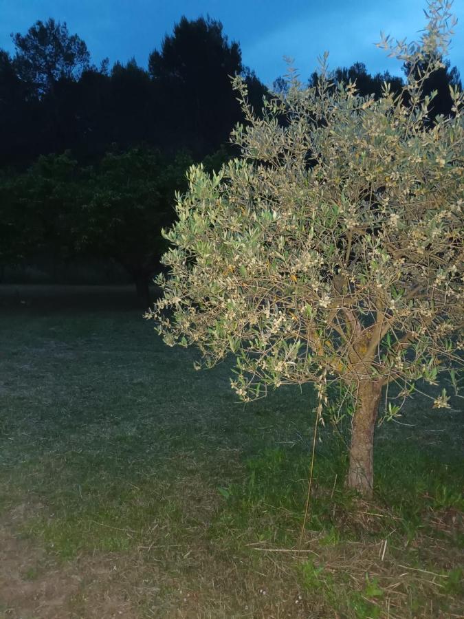 Location Venelles Villa Exteriör bild