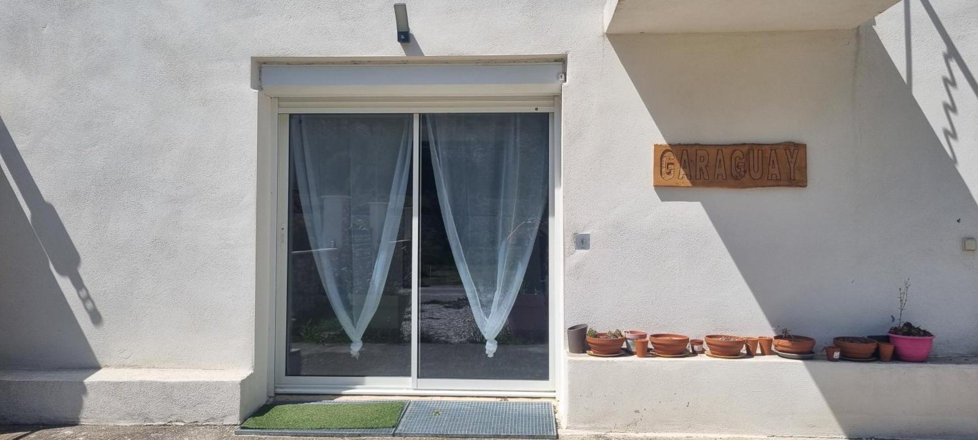 Location Venelles Villa Exteriör bild